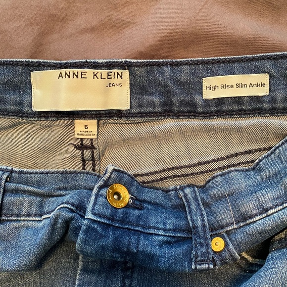 Anne Klein High Rise, Slim Ankle size 6 - Picture 4 of 4